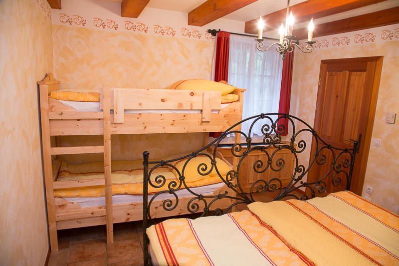 Apartment Pod Skalco Jesenice Eksteriør bilde